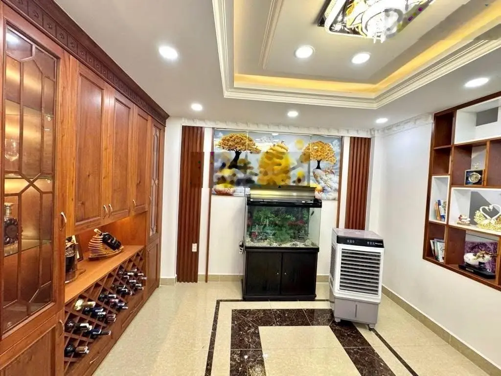 Tìm chủ mới - ngay Vạn Phúc City - giảm 1 tỷ - nhà mới đẹp 5 lầu đường 8m - chỉ 9 tỷ nhỉnh TL