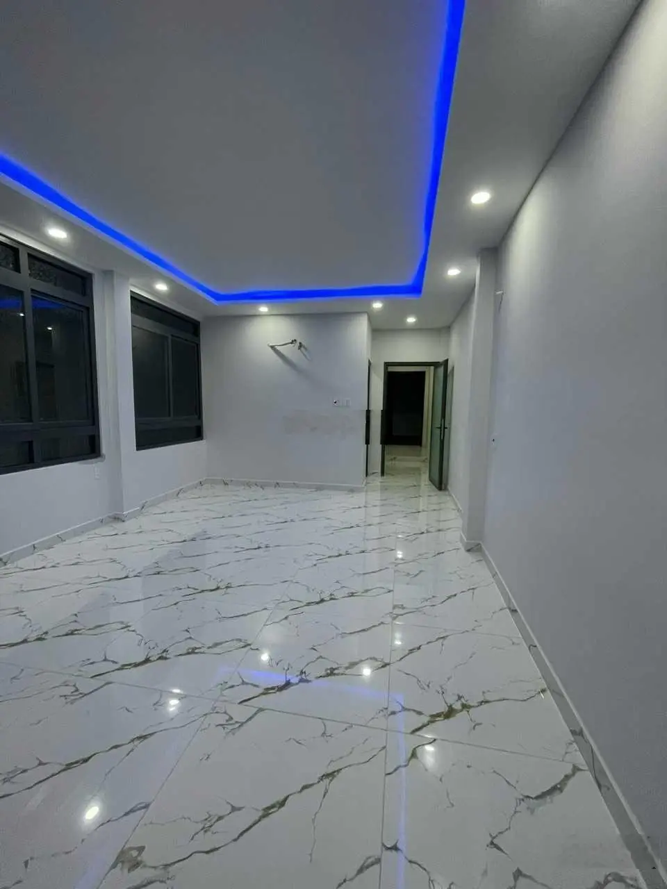 Siêu hiếm! Bán nhà mặt tiền Trần Hưng Đạo, Quận 1 - DT 12x12NH - HĐT 150tr - Giá chỉ 50 tỷ