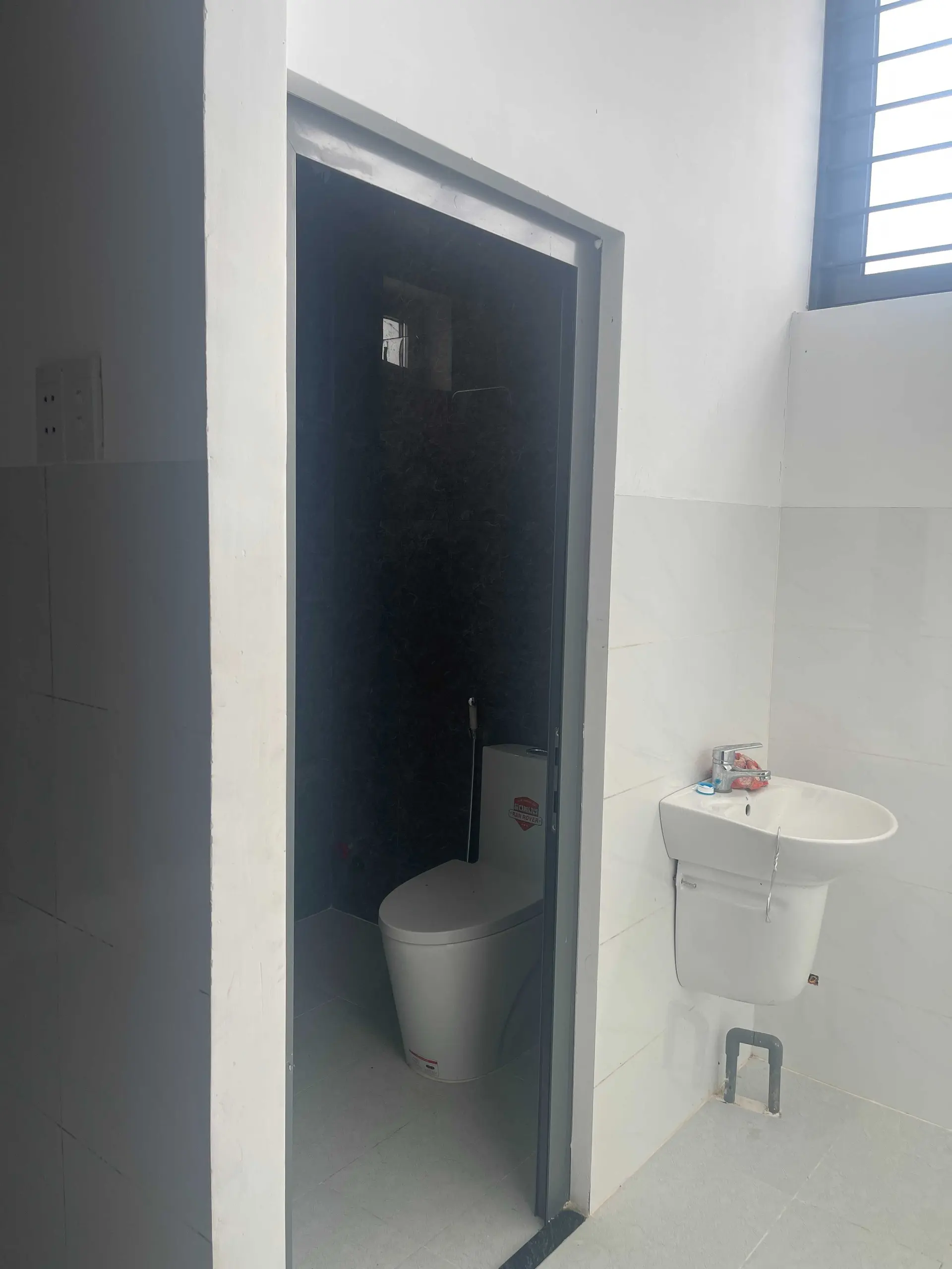 Bán nhà 1 trệt 1 lầu 5x30m, TT. Long Điền, BRVT