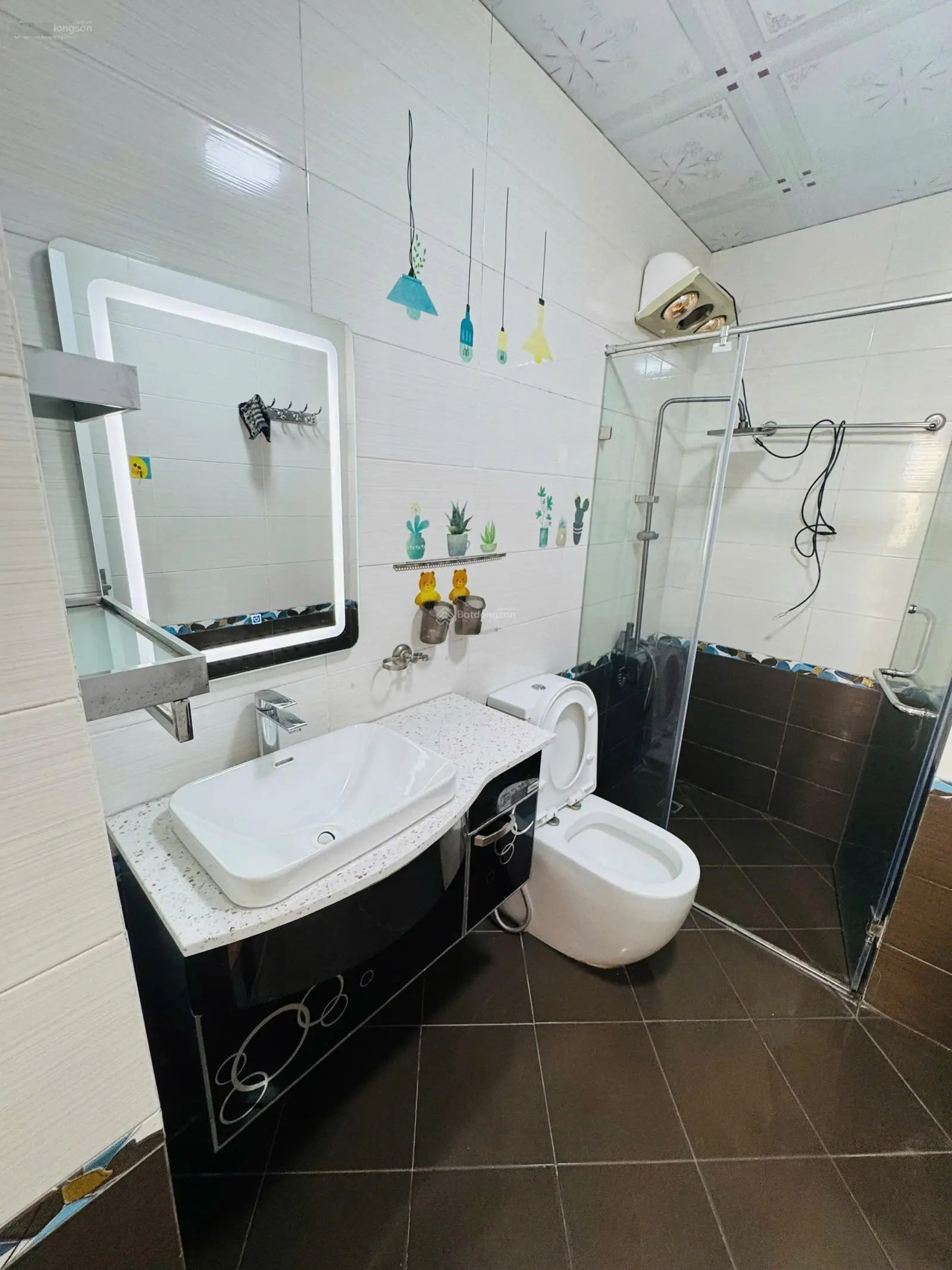 Cần bán gấp căn chung cư Licogi 12 số 21 Đại Từ thiết kế 3PN2WC căn góc thoáng