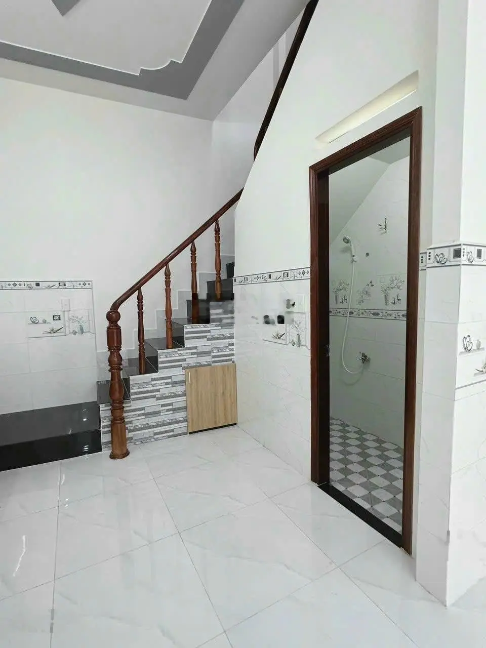 Bán nhà 1 trệt 1 lầu, Đ. Thép Mới, Phường 12, Q. Tân Bình, DT 65m2, sổ riêng, LH 0896 465 ***