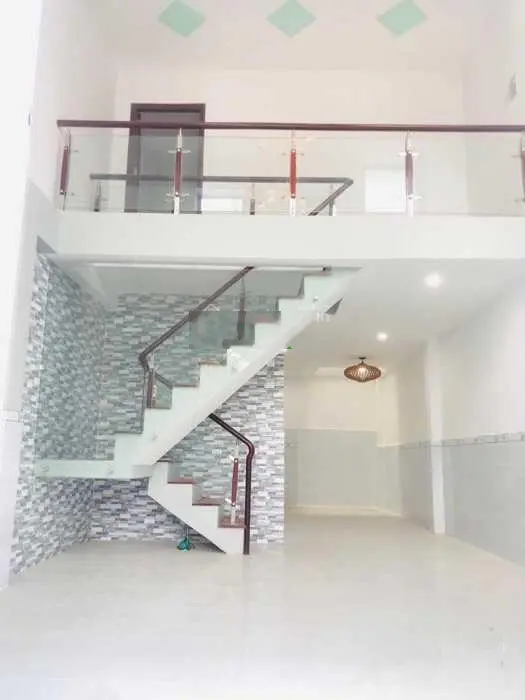 Nhà HXH 2 tầng, DT 57m2 Hiệp Bình Phước, Thủ Đức, sát Vạn Phúc, nhỉnh 4 tỷ