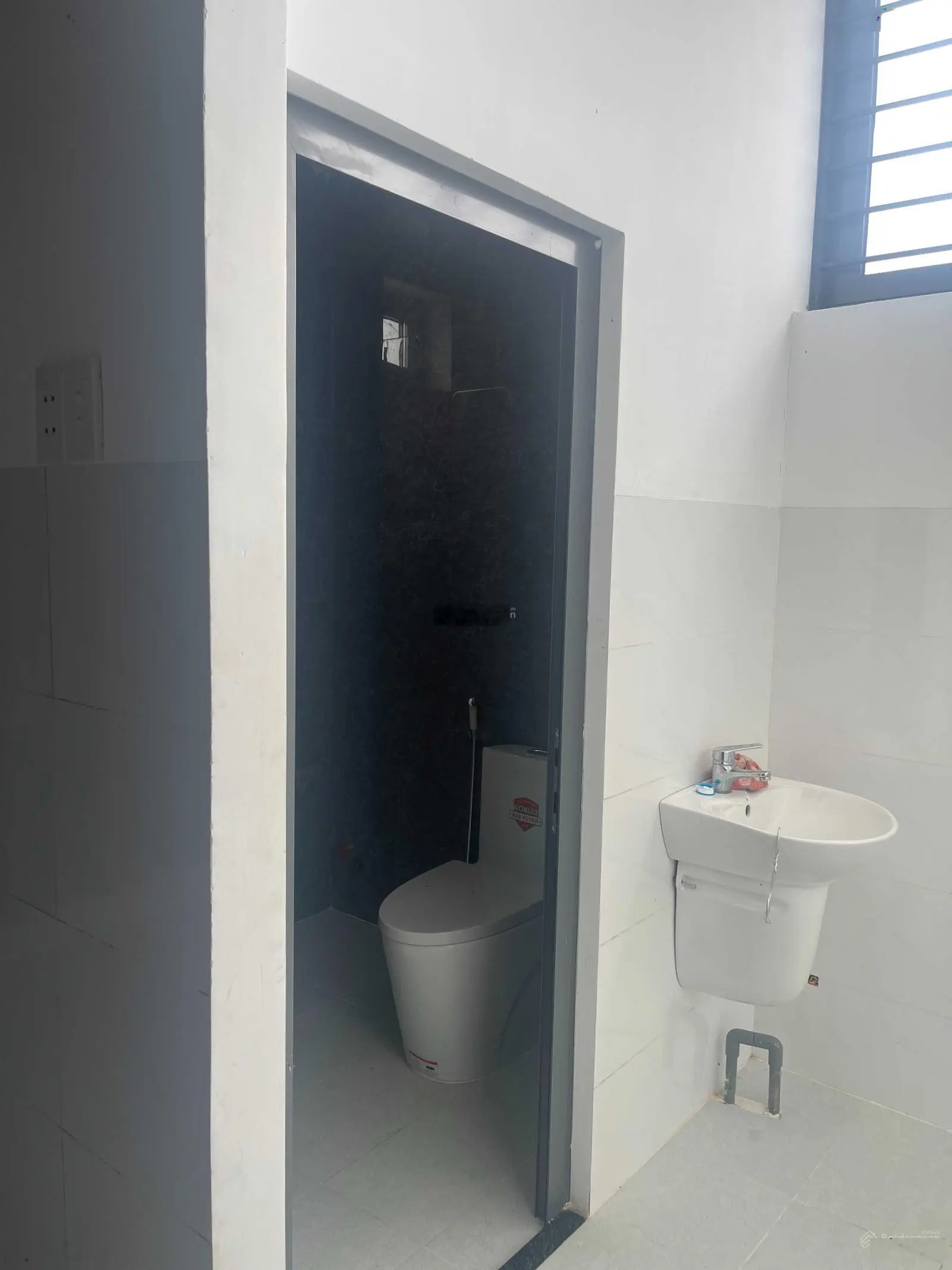 Bán nhà mới xây 1 trệt 1 lầu 5x30m, TT. Long Điền, BRVT