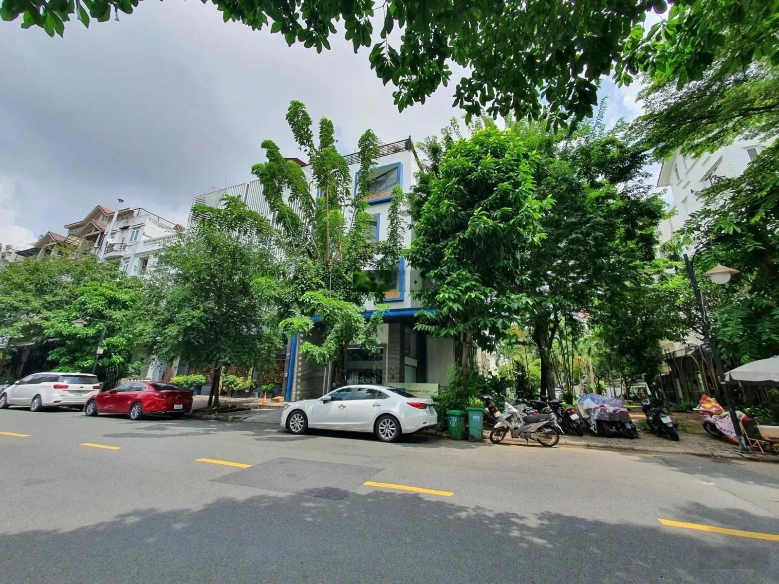 Em Cương chuyên kết nối khách hàng bán nhà phố Hưng Gia Phú Mỹ Hưng - giá tốt - nhà đẹp
