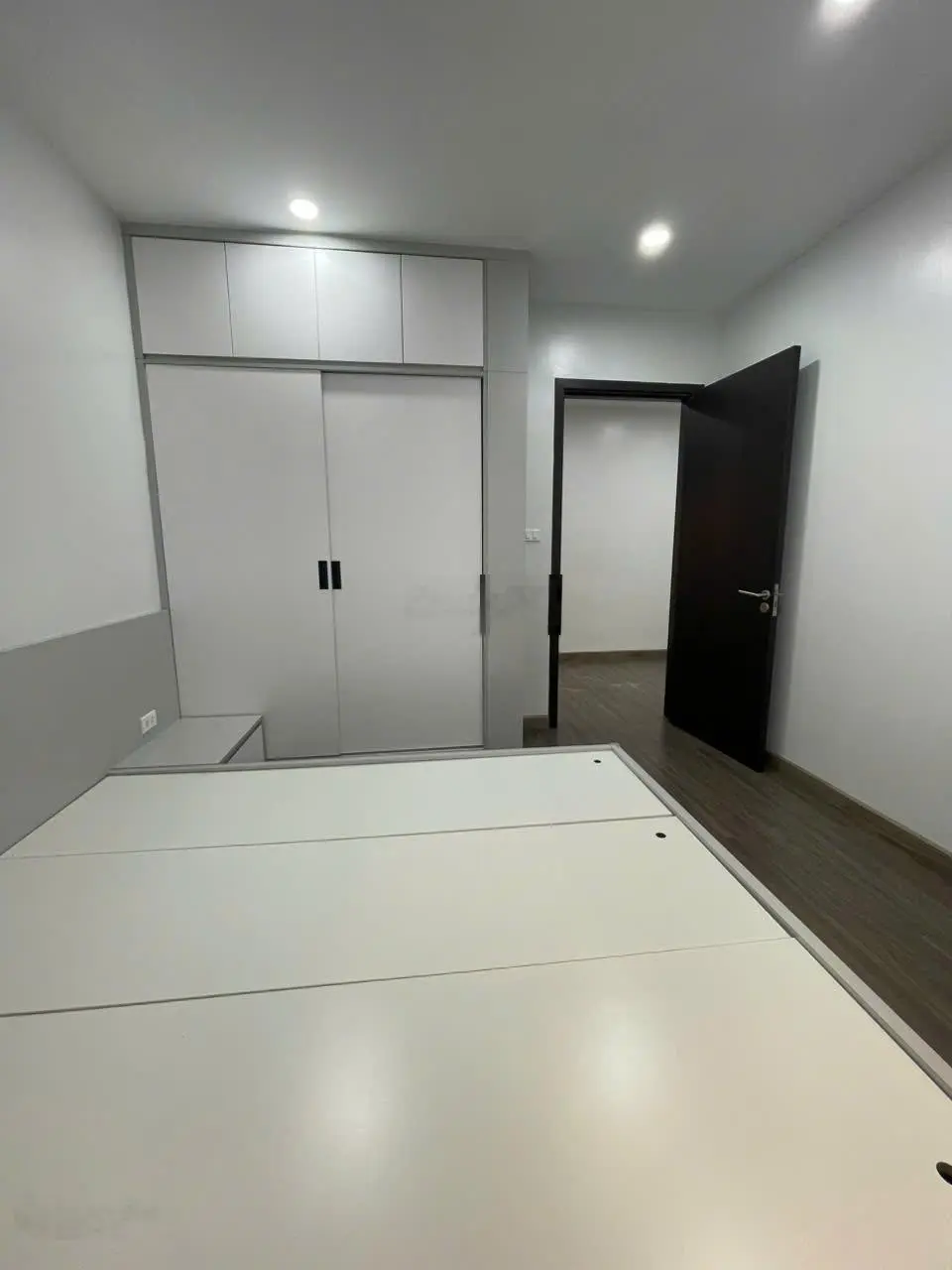 Bán gấp căn 3 ngủ 2VS ở JSC 34 Khuất Duy Tiến giá 5ty1