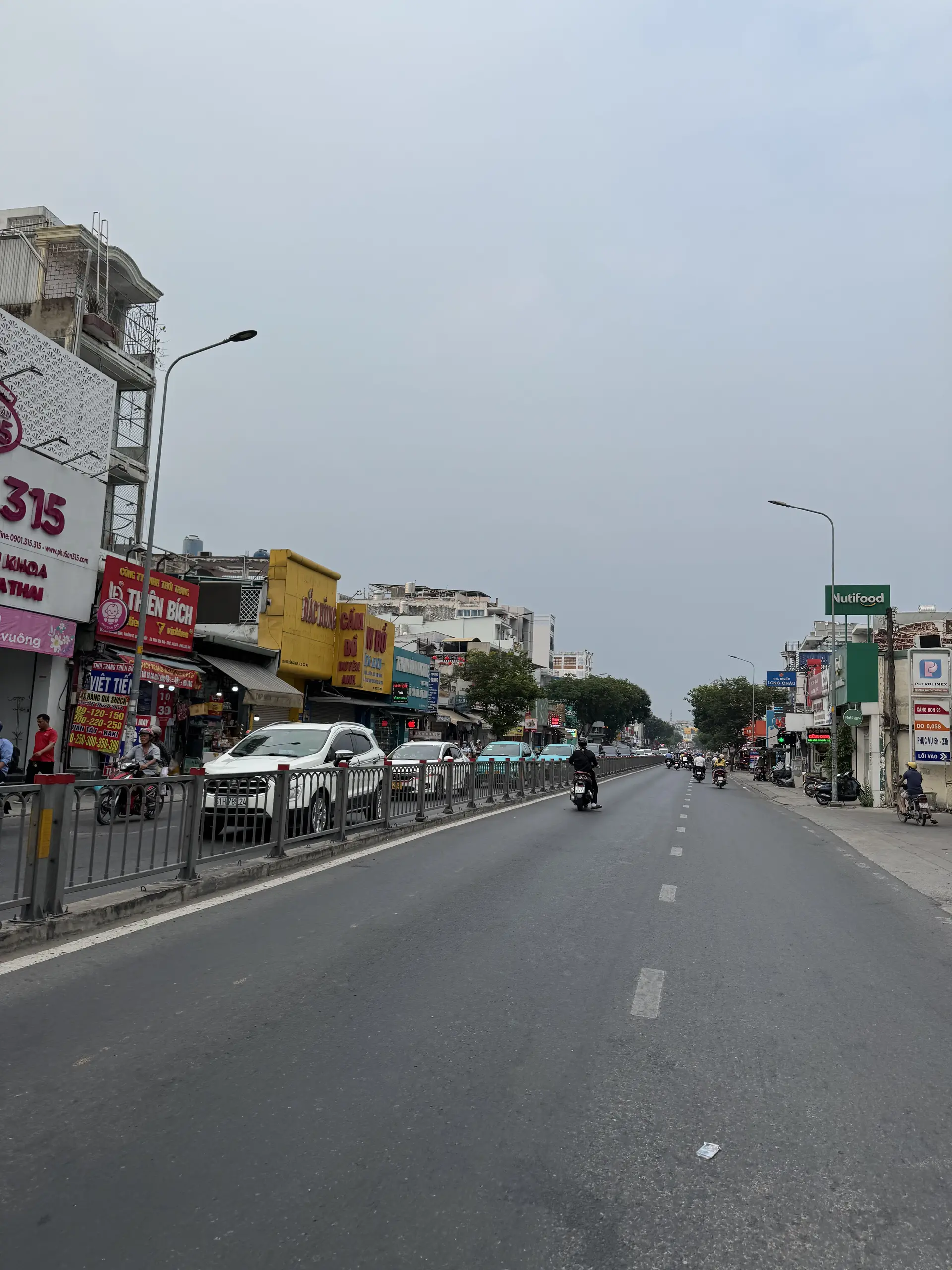 Giảm 5tỷ.. mặt tiền Nguyễn Oanh 5.6x18m.. chính chủ gấp bán