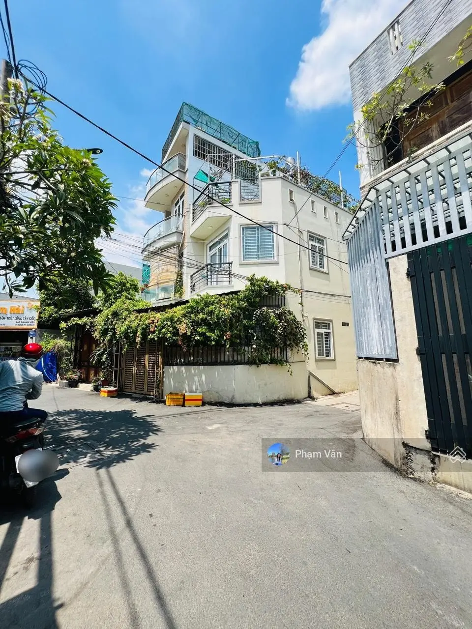 Nhà đường Đặng Văn Bi, trung tâm, dân trí cao, ô tô đậu cửa, 1T1L Tum - siêu chuẩn đẹp