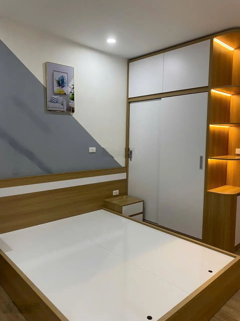Giá thật, tin đăng chuẩn ko ảo! Bán gấp căn 2 ngủ tòa thương mại đã có sổ đỏ H2 chung cư FLC Đại Mỗ