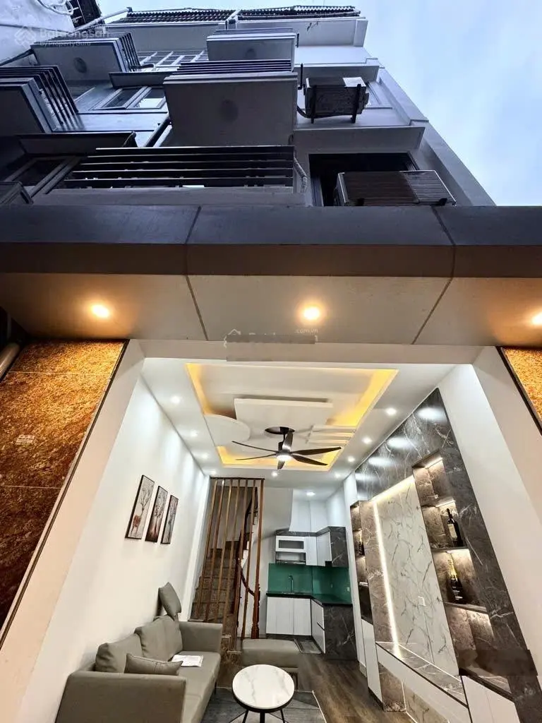 Bán nhà phố Minh Khai DT 32m2 5 tầng giá 5.95 tỷ - tiện ích bạt ngàn
