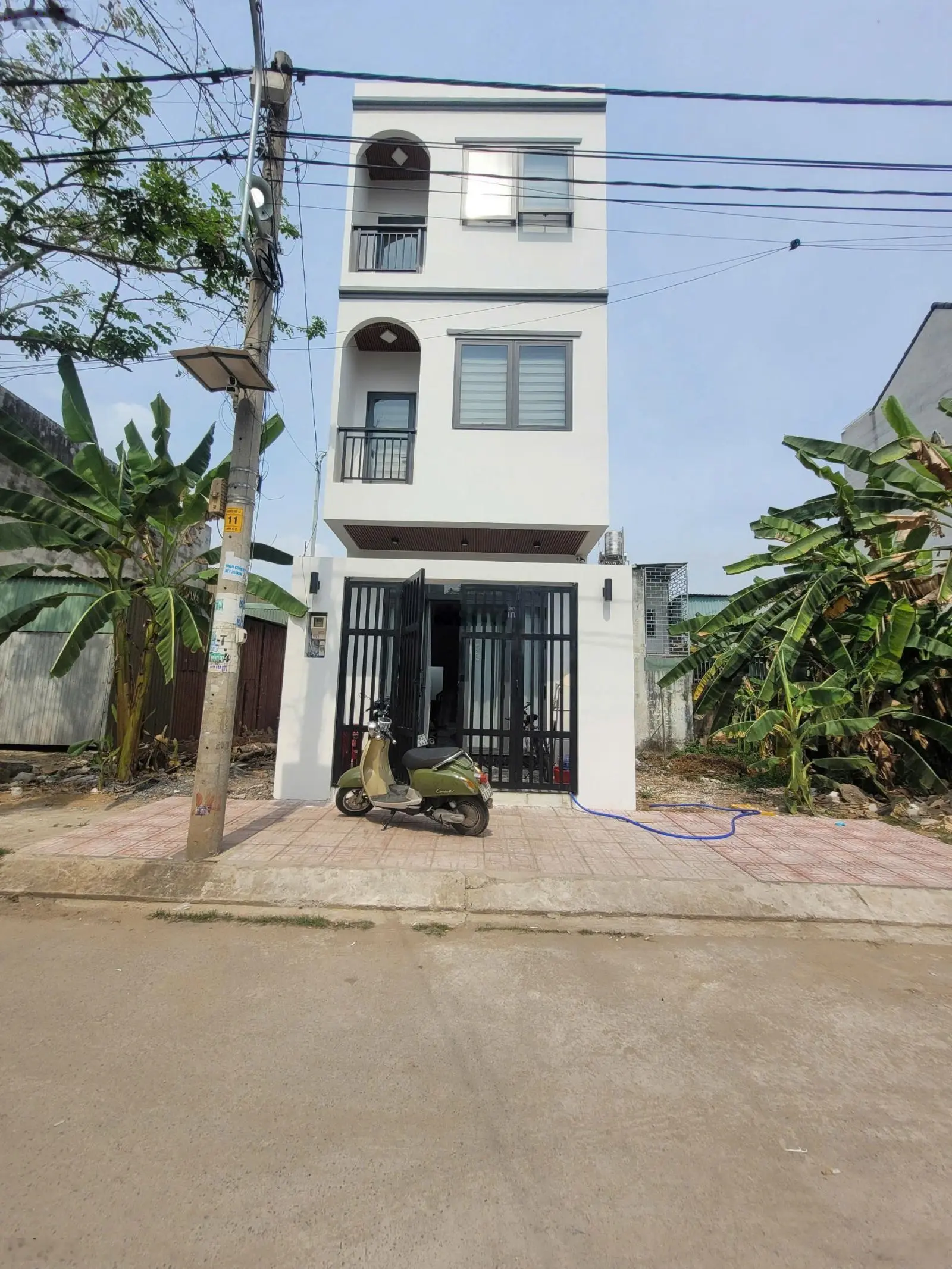 Nhà hẻm xe ô tô Phường Long Thạnh Mỹ đã sổ hồng TP Thủ Đức Q9