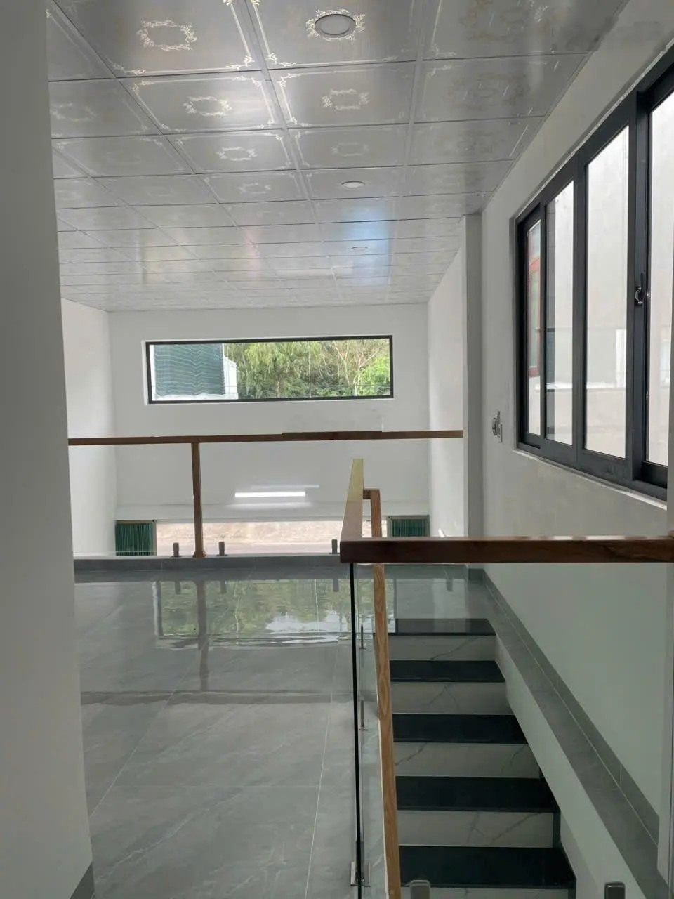 Mặt tiền rộng 6m, đường Tôn Đức Thắng 20m, DT 96 m2 nhà 1 trệt 1 lửng tại Hòn Rớ 1, Phước Đồng, NT