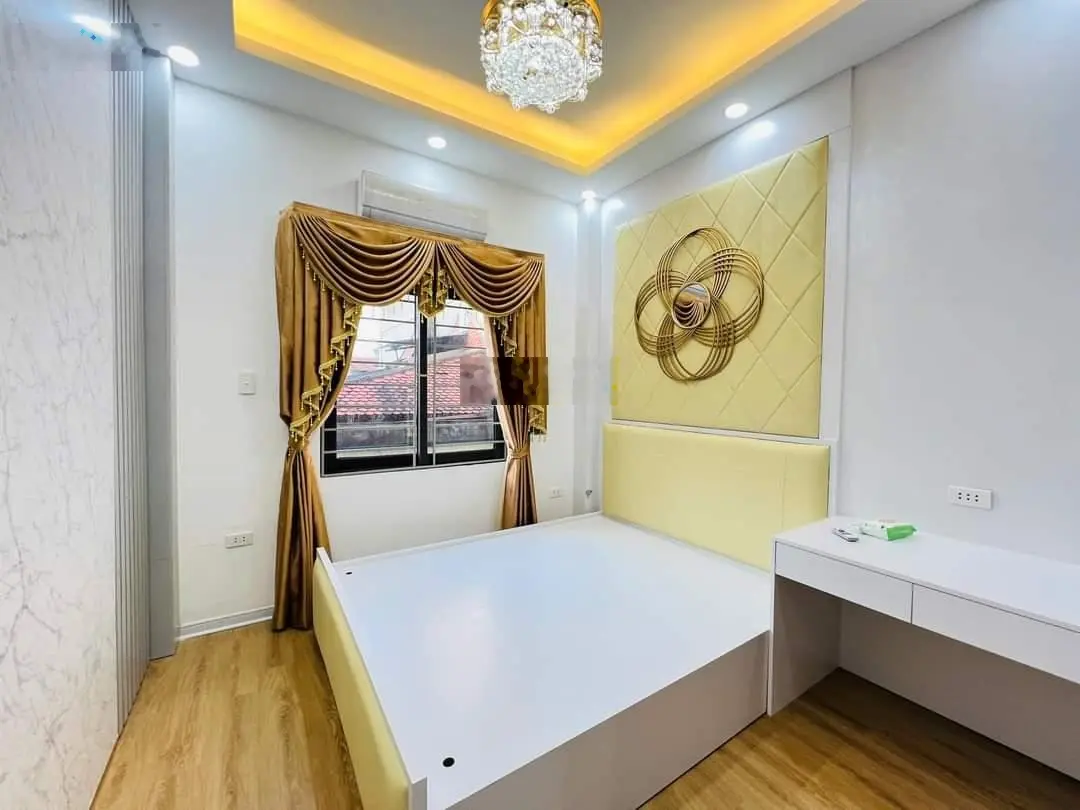 Bán nhà phố Đặng Tiến Đông,Đống Đa, Nội thất LUXURY đẳng cấp, ô tô đỗ cổng, tặng full nội thất