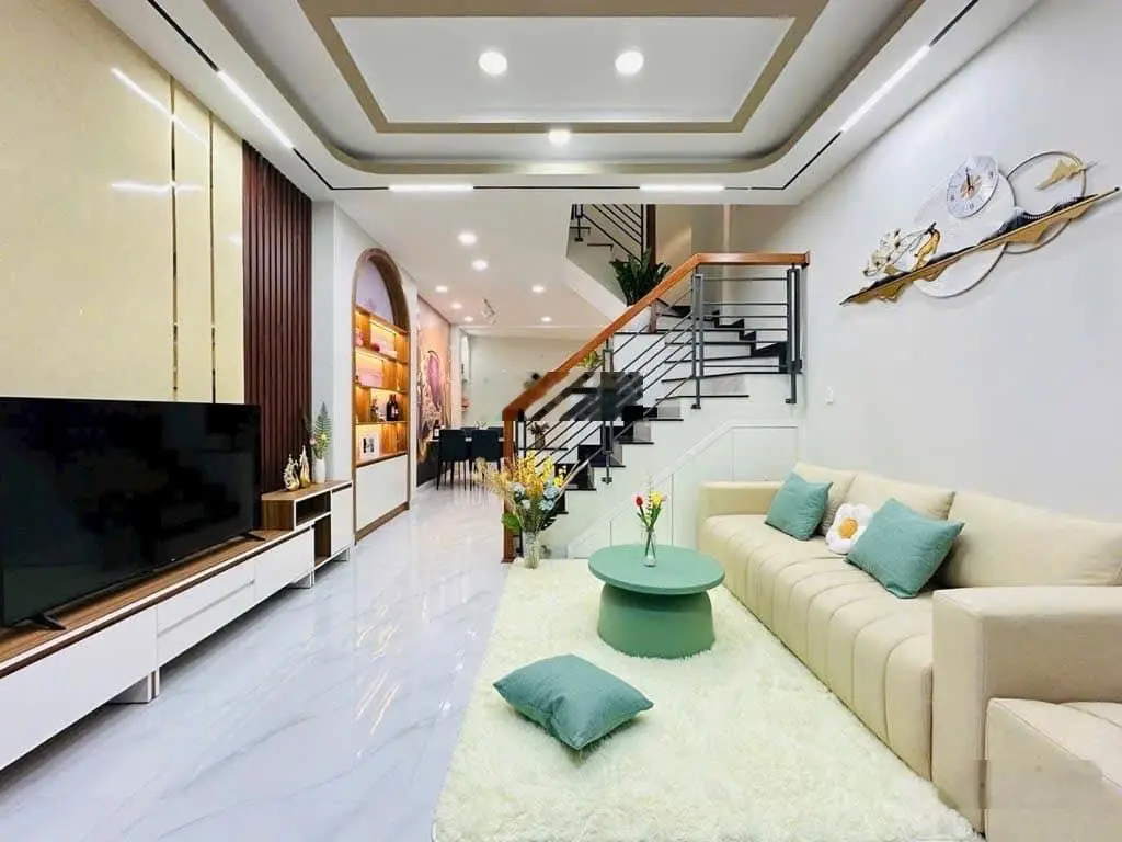 Chuyển chỗ làm bán gấp nhà Đặng Văn Ngữ Phú Nhuận, 3tỷ5/44m2. Gần trường học, chợ. 0902 323 ***Tâm