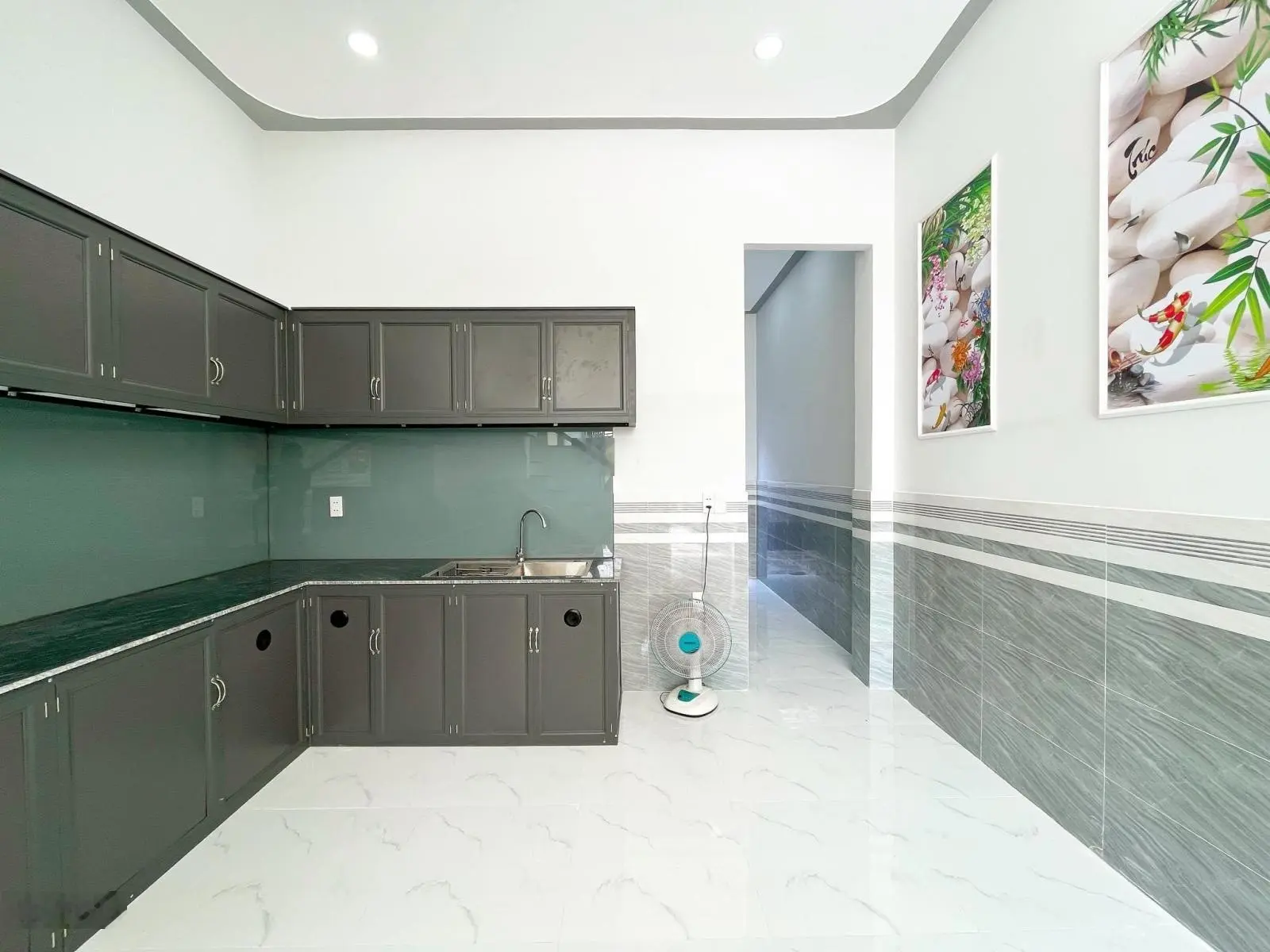 Bán nhà giáp Hóc Môn, nhà mới gần chợ Mỹ Hạnh