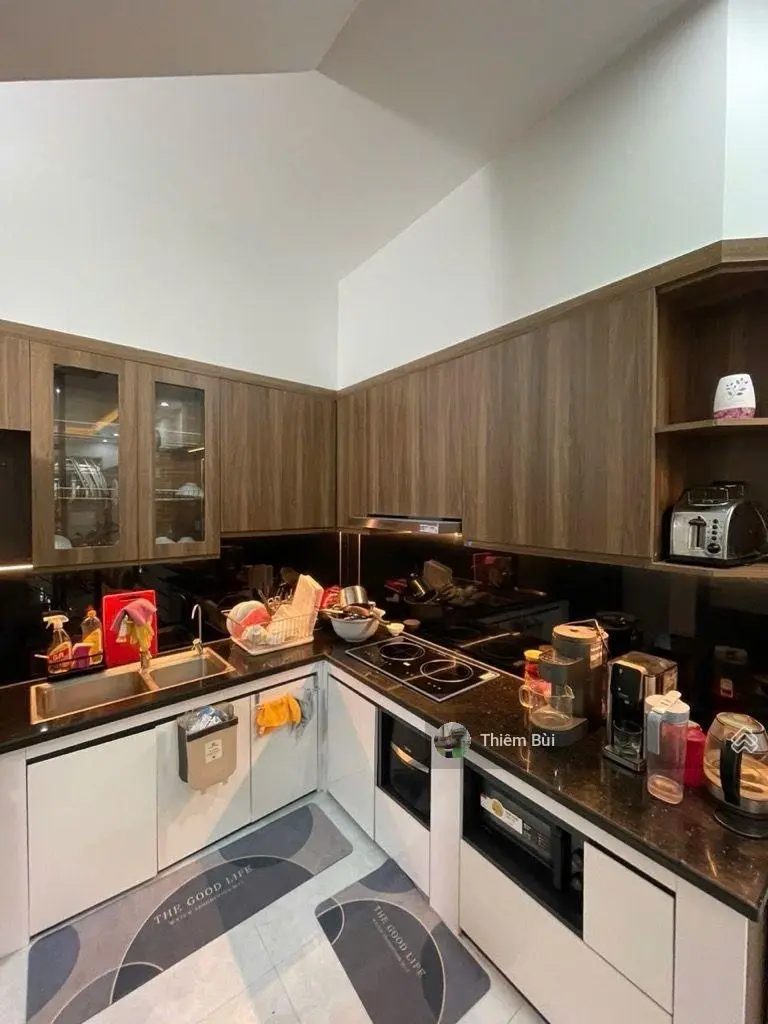 Cần bán gấp nhà dân xây Phố Trạm, ô tô đỗ gần giá chỉ 5.6 tỷ