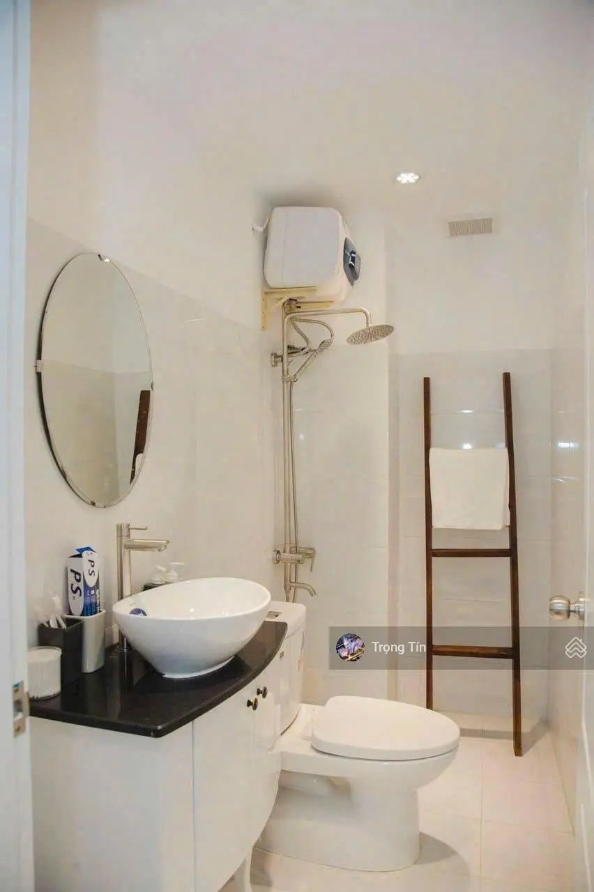 Bán nhà Dương Bá Trạc P. 1 Q. 8 nhà đẹp 3 tầng - sổ hồng riêng hoàn công đủ, vào ở ngay