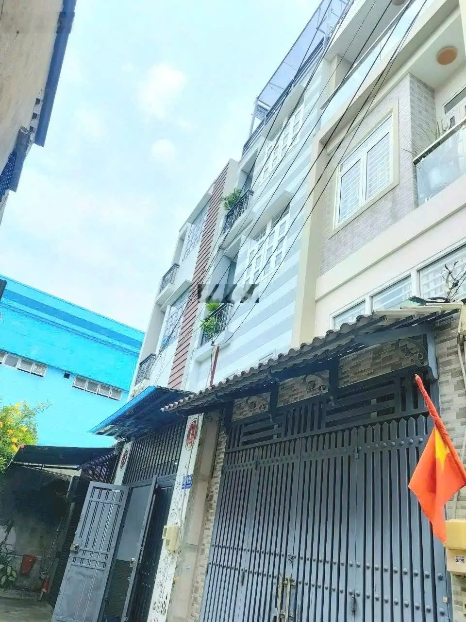Nhà 4 tầng 44.8m2 ôtô ngủ trong nhà, ngay nhà thiếu nhi quận, chỉ 5.86 tỷ