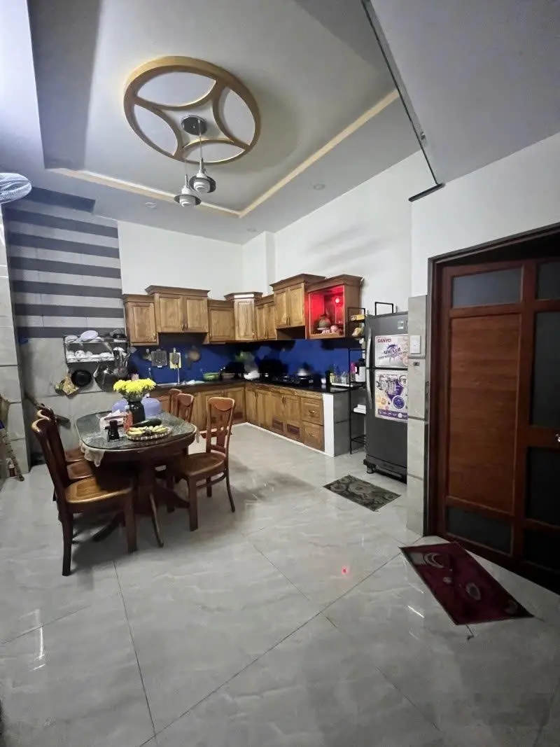 Bán nhà 4 tầng, hẻm xe hơi , đường liên khu 4-5, bình tân, gần chợ bình thành , gần nguyễn thị tú .
