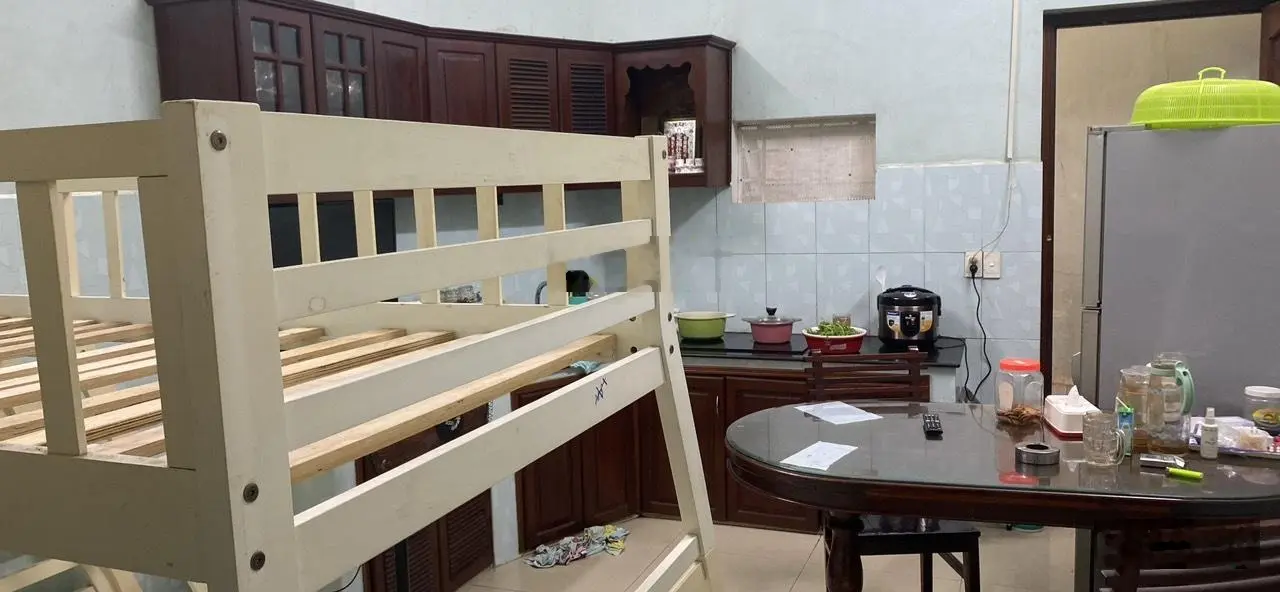 Chính chủ bán gấp nhà giá rẻ ngay trung tâm giá chỉ 7 tỷ liên hệ ngay: 0909059679