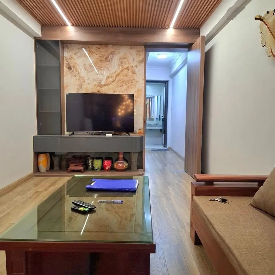 Bán nhà 7 tầng Phú Đô, 3 gác đỗ cửa, oto tránh 30m. Nhà đẹp - diện tích 45m, ô chờ thang máy