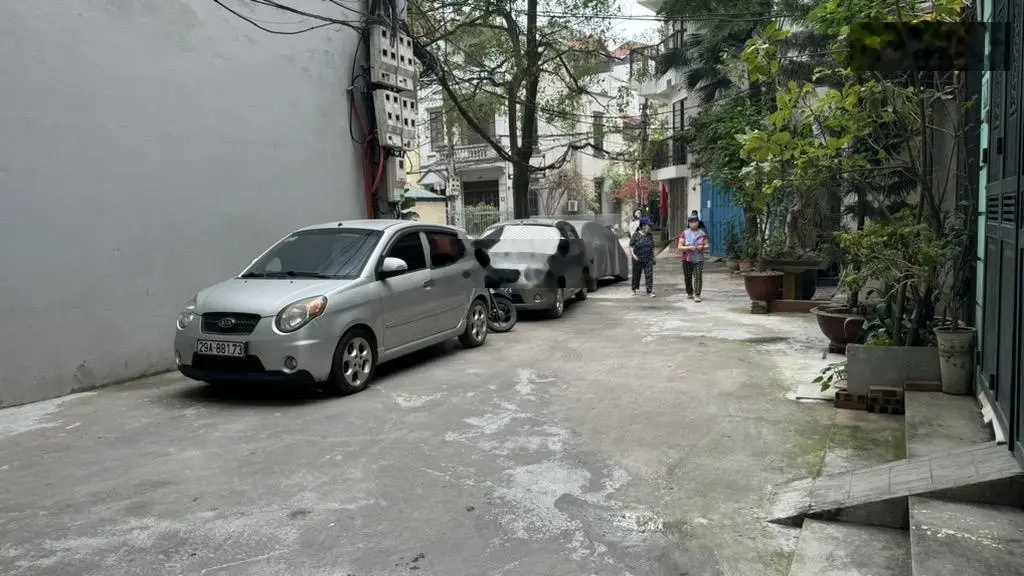 Ban nhà phố lâm hạ, bồ đề long biên, 7 tầng thang máy, gara oto 7 chỗ 45m 16.5 tỷ