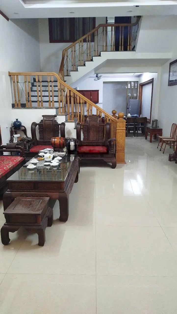 Bán nhà mặt phố tại Nam Ngạn, 4,65 tỷ, 95m2, view đẹp, chính chủ