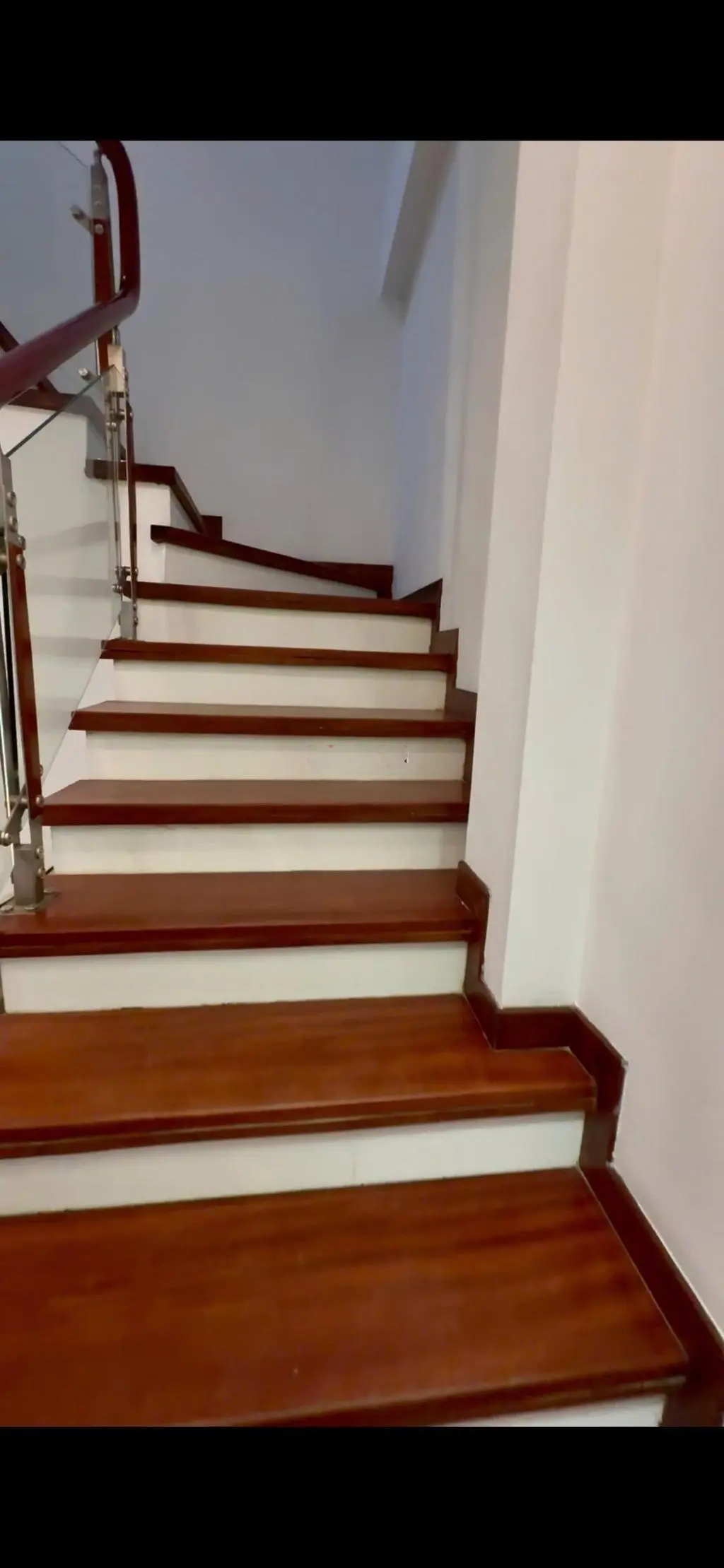 Mễ trì nhà tuyệt đẹp - 3 bước ra hồ điều hòa - ô tô đỗ ngày đêm.