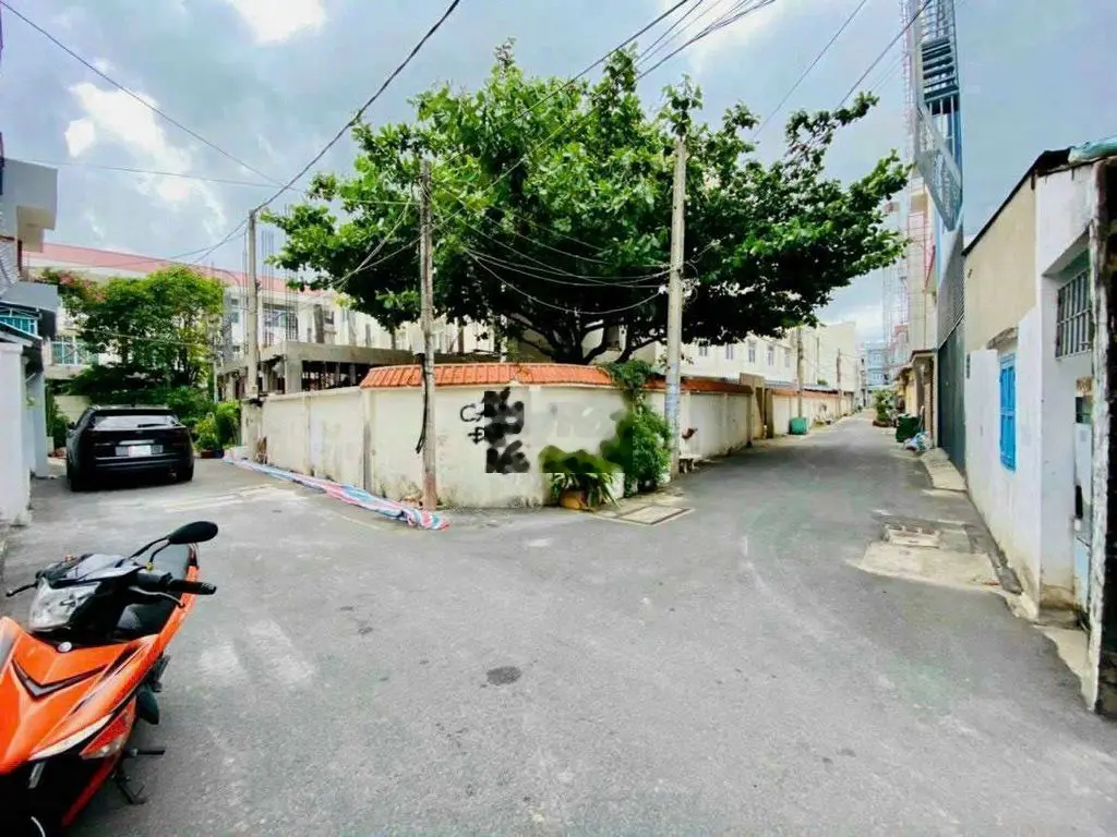 Bán nhà C4 Phạm Ngọc Thạch, phường 9