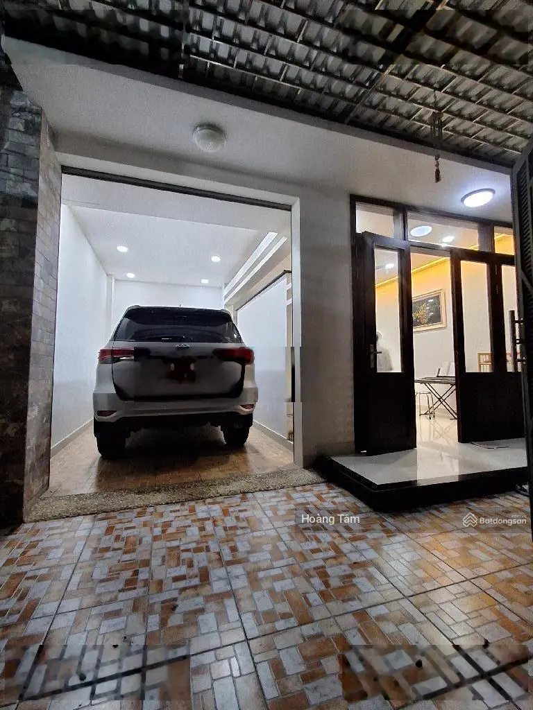 Siêu phẩm nhà phố - kết cấu 3 tầng - ngang 7m hiếm - ngay khu hành chính - Nguyễn Bình