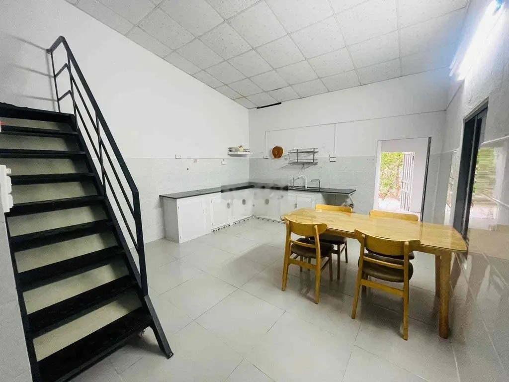 133 M2 ĐƯỜNG TÔN ĐẢN KÈM NHÀ C4 CHỈ NHỈNH 2TY