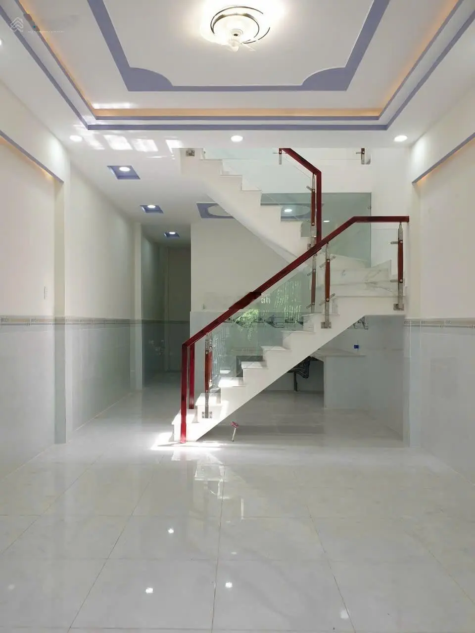 Nhà 1 lầu DT: 4 x 16m gần chợ nhỏ Võ Thị Hồi giáo xứ Bùi Môn