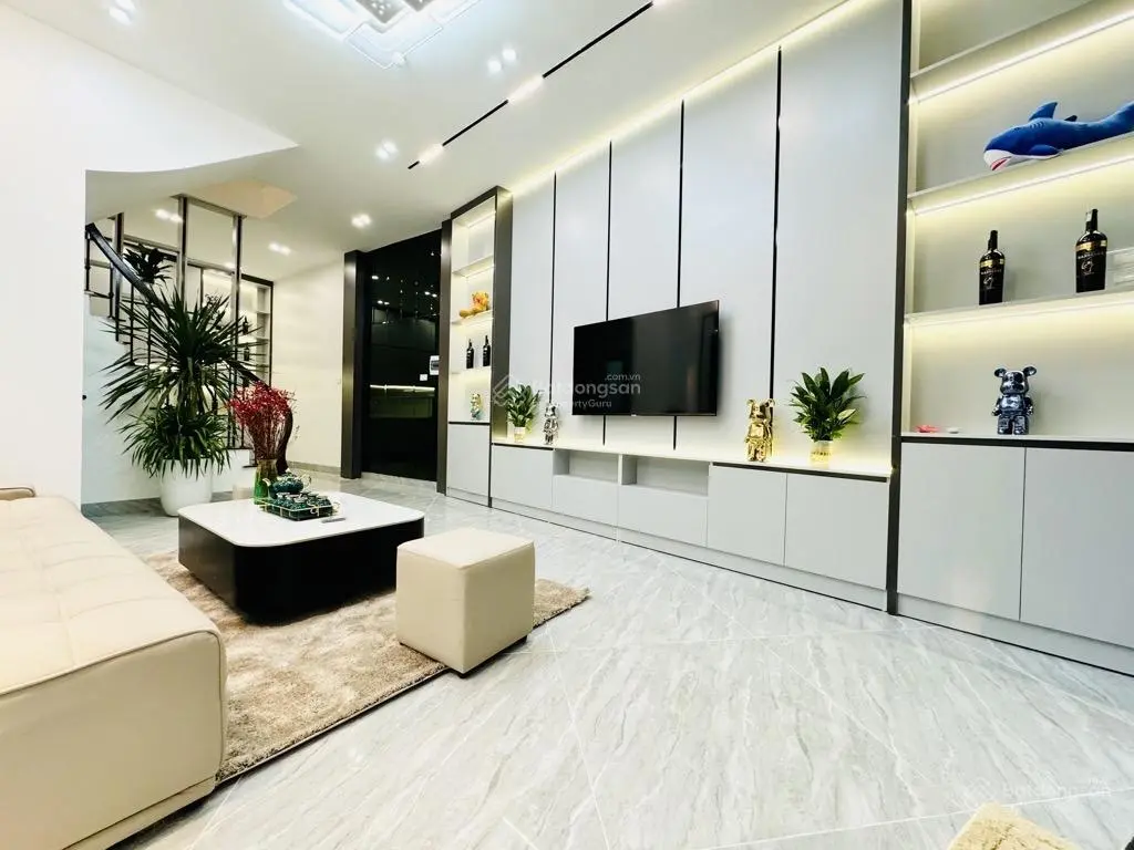 Nhà siêu hiếm, Ngọc Khánh, Ba Đình 38m2 x 4tầng, ngõ to rộng KD, lô góc 2thoáng, giá 8, x tỷ