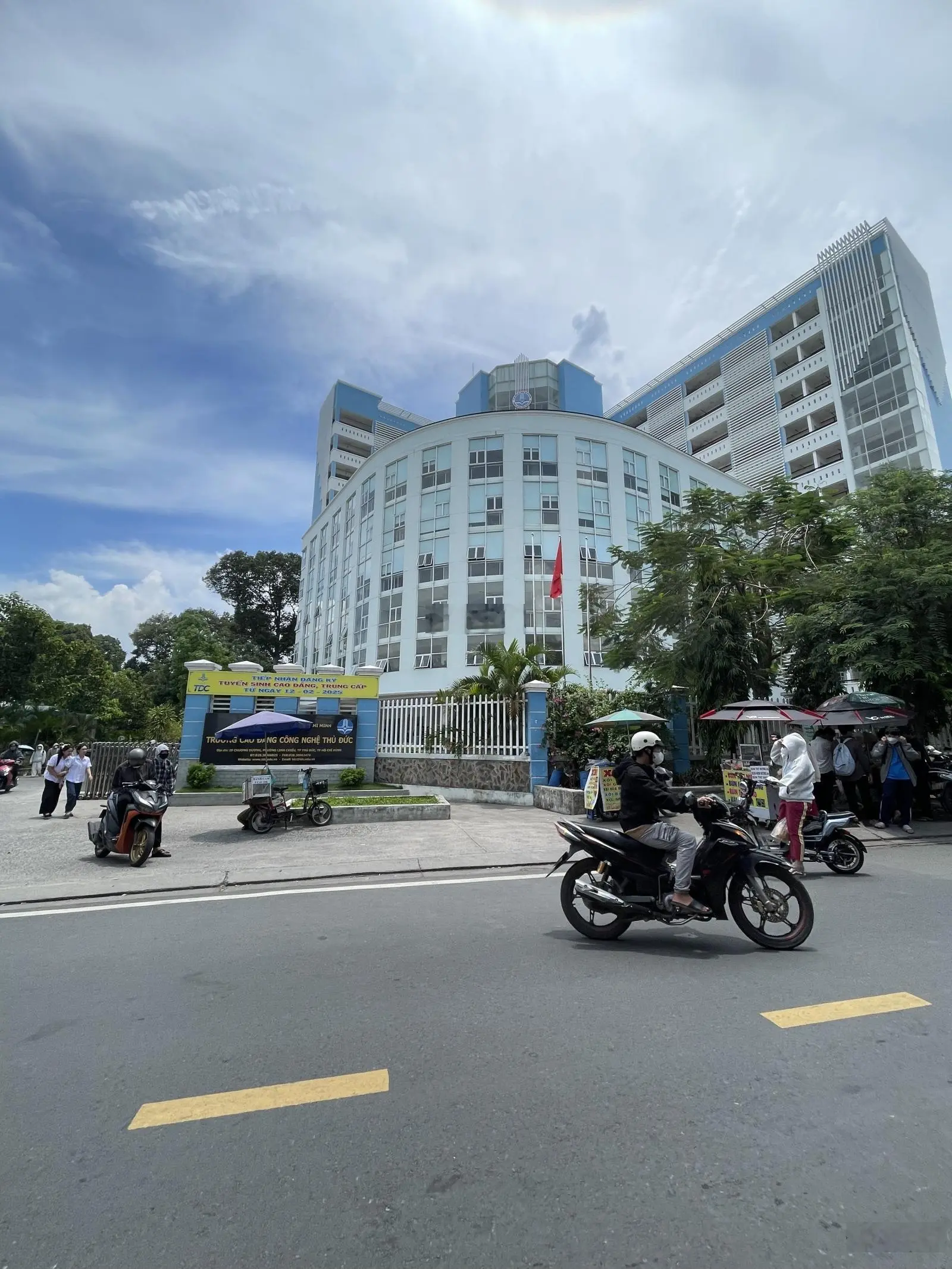 Gấp bán mặt tiền kinh doanh chương dương phường linh chiểu thủ đức