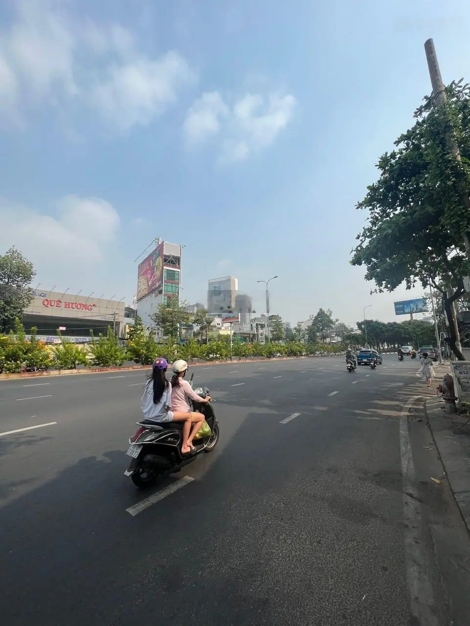 Bán nhà 129 Nguyễn Hữu Cảnh - DT: 19.1 x 36m. Nở hậu: 42m. CN: 1036.9m2 - giá bán: 430 tỷ