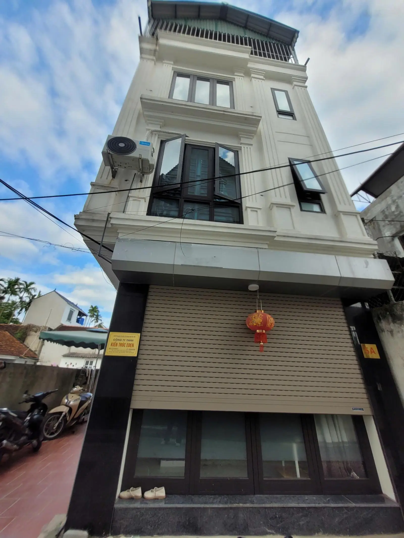 Cần bán gấp nhà 3 tầng 1 trệt tại Giang Chính, Biên Giang, Hà Đông