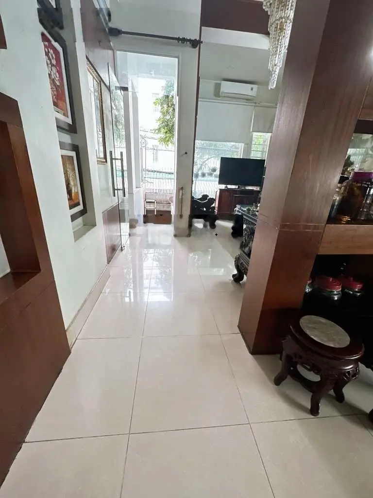 Nhà 2 mặt tiền Khu VIP sân bay Tân Sơn Nhất, 4 tầng, kinh doanh mọi ngành nghề
