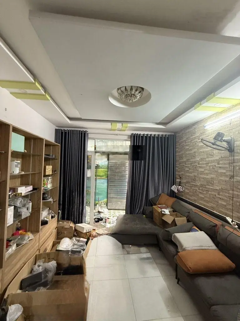4X10 - SHR - Chính Chủ tặng Nội thất - chỉ hơn 3 Tỷ