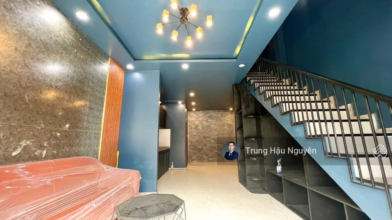 Nhà Đặng Trần Côn kế Nguyễn Trung Trực, 2 tầng, 4x10m, hoàn thiện, còn mới, có nội thất, Sổ Hồng