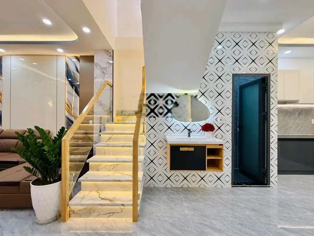 Cần bán căn nhà đẹp giá tốt Phan Chu Trinh - P. 12 - Bình Thạnh, cho thuê 24tr, giá 3tỷ270/75,4m2