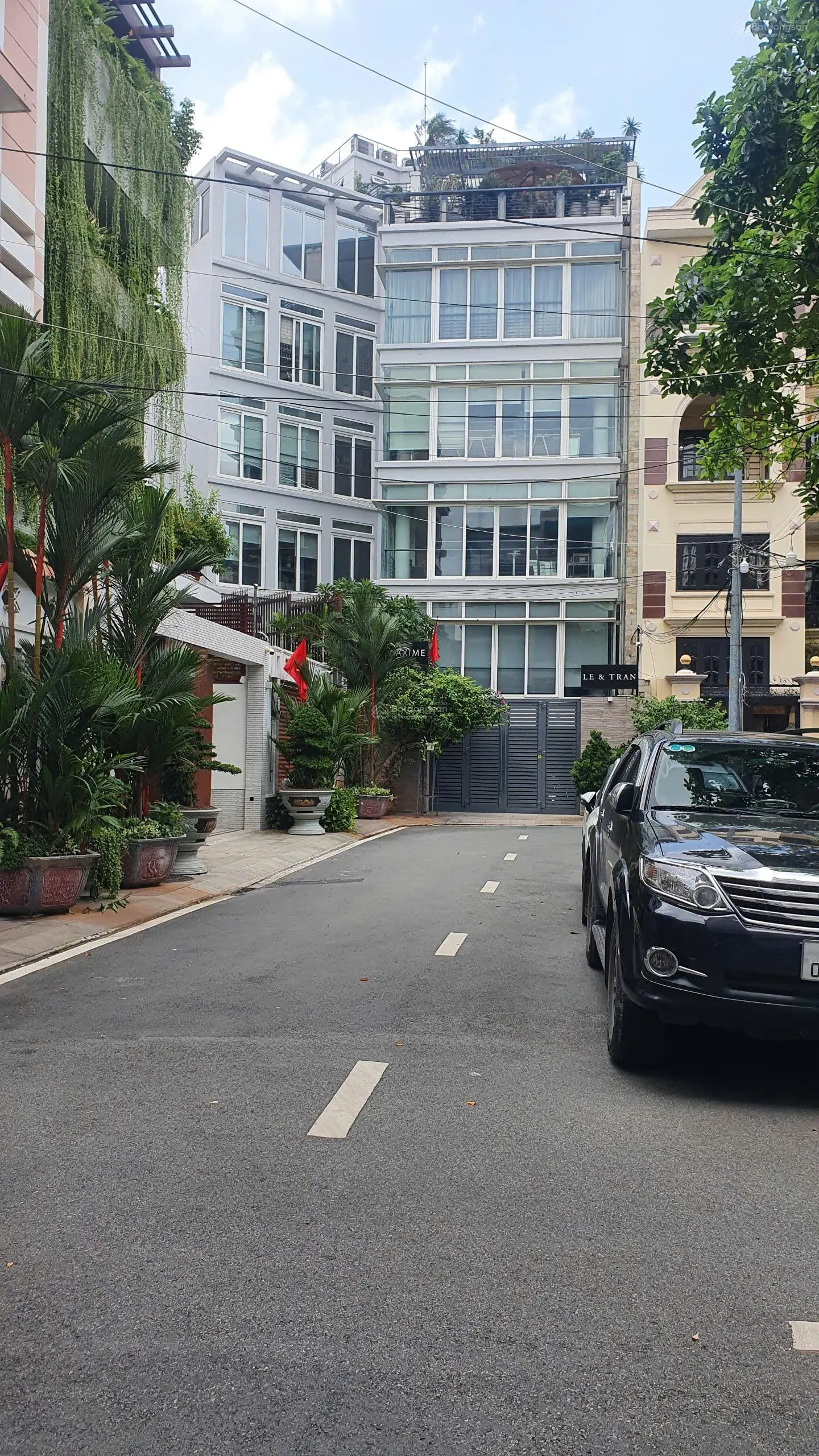 Bán nhà 1/ hẻm 8m Nguyễn Xí, P13, Bình Thạnh (4x20m) 3 Tầng + 6PN, cách mặt tiền 10m, giá 12,7 tỷ