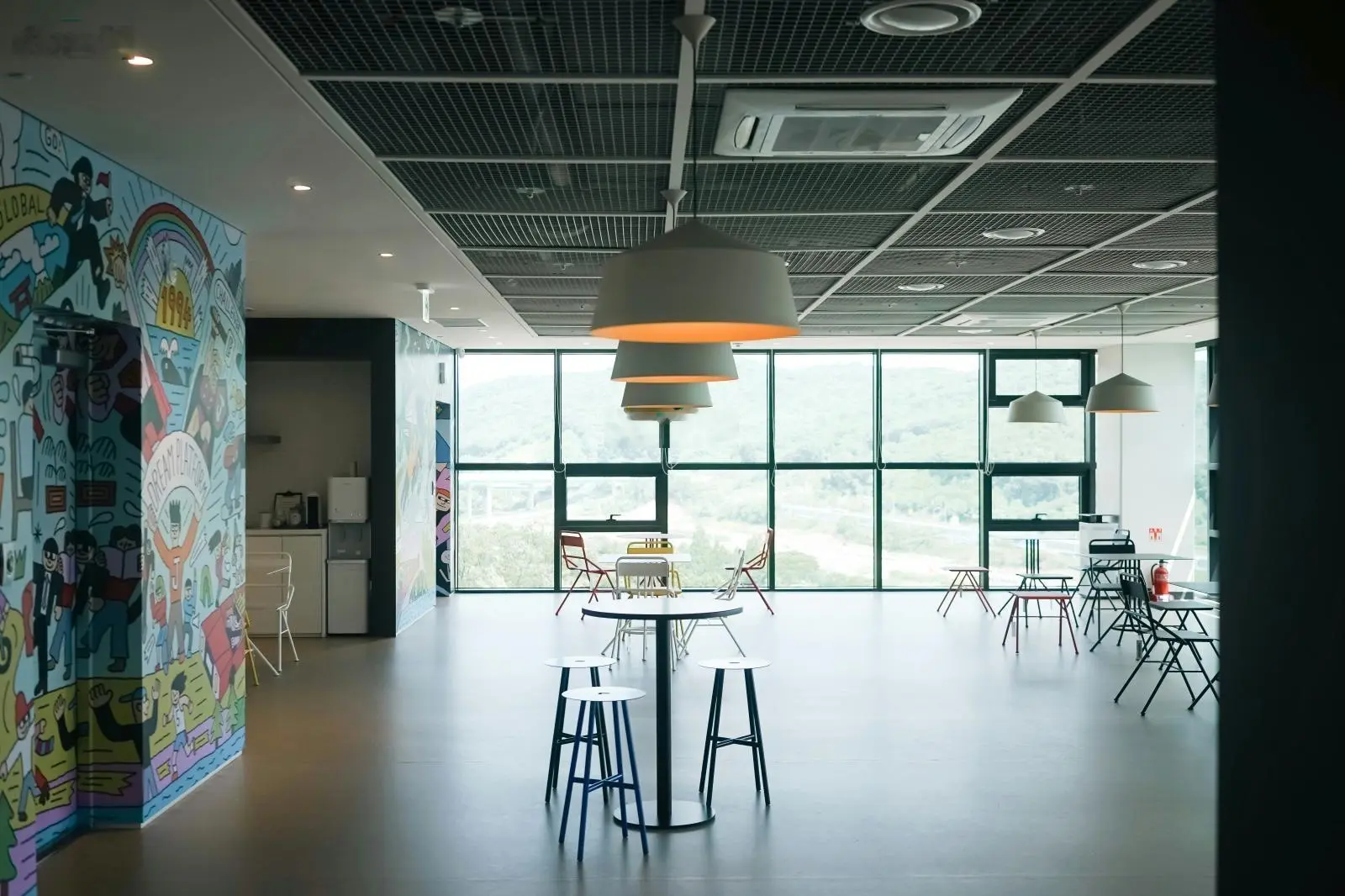 Bán tòa 371A Trần Hưng Đạo, Q. 1, diện tích: 7 x 24m, công nhận 157m2, hầm 7 tầng, giá bán 81 tỷ