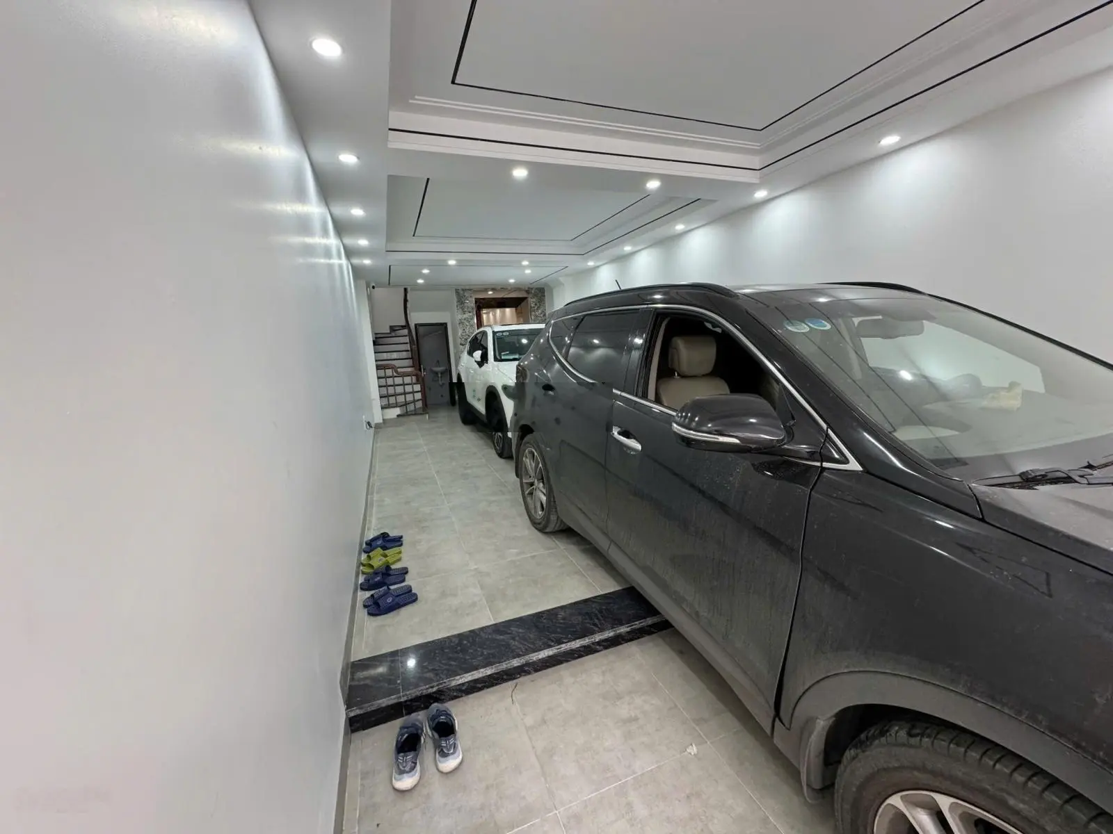 Bán nhà mặt phố Trạm 60m2 MT 4m. Phố kinh doanh. 7 tầng thang máy 450kg 4 ngủ mặt phố kinh doanh