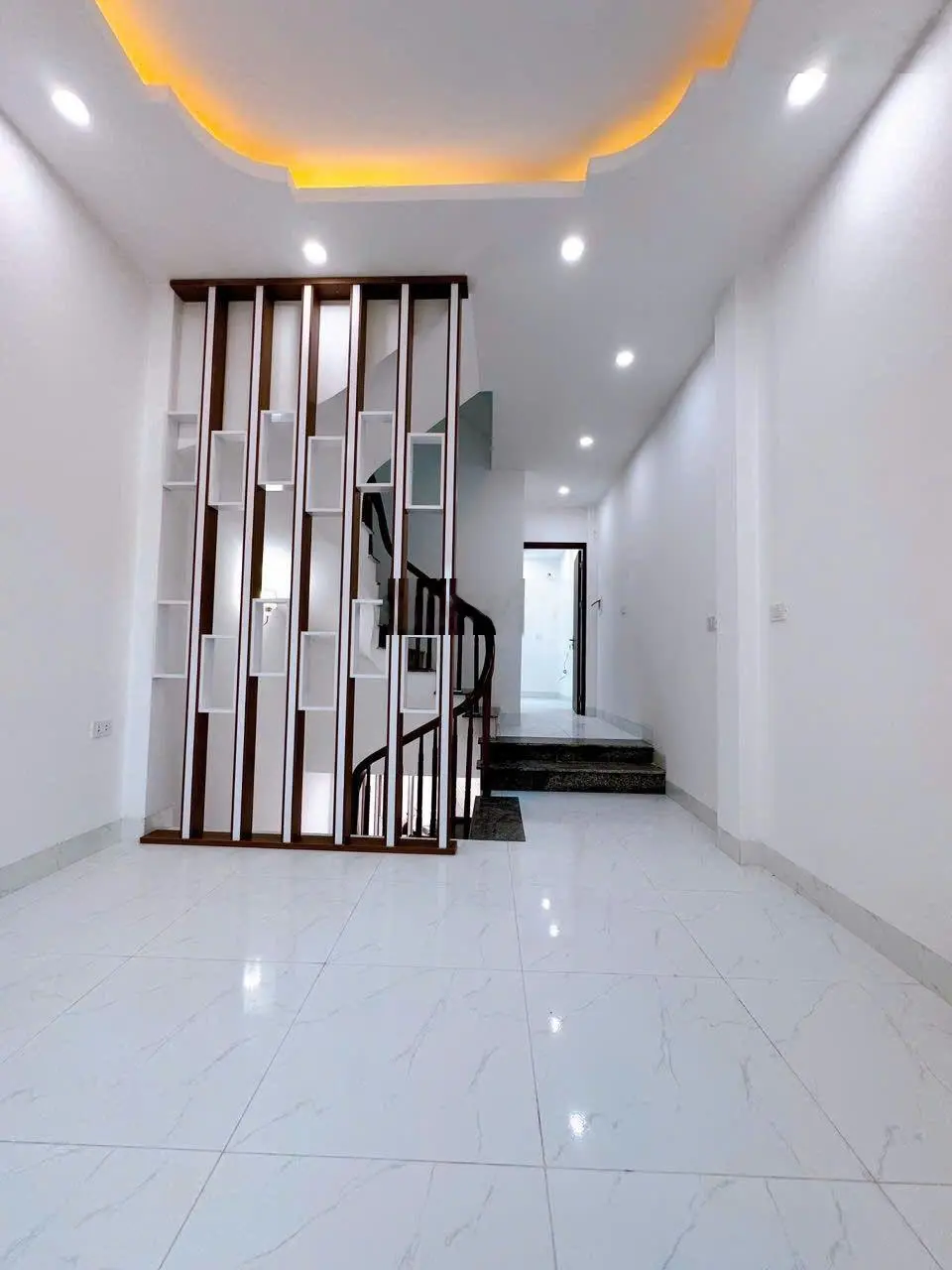 Bán căn 32.6m2x4T, Đông Lao- Đông La, 300 ra vành đai 4