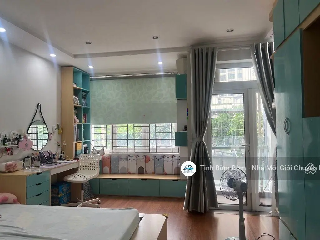 Nhà triệu đô: 65m kế bên Hà Đô, 4 tầng, mặt tiền đang kinh doanh, Vip Quận 10 26 tỷ