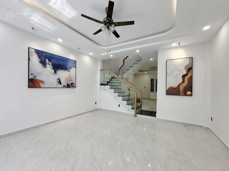 Bán nhà Đặng Văn Ngữ, Phú Nhuận - 3 tầng 76m2 (5 x 15) sổ vuông, không lỗi phong thủy - chỉ 12.3 tỷ