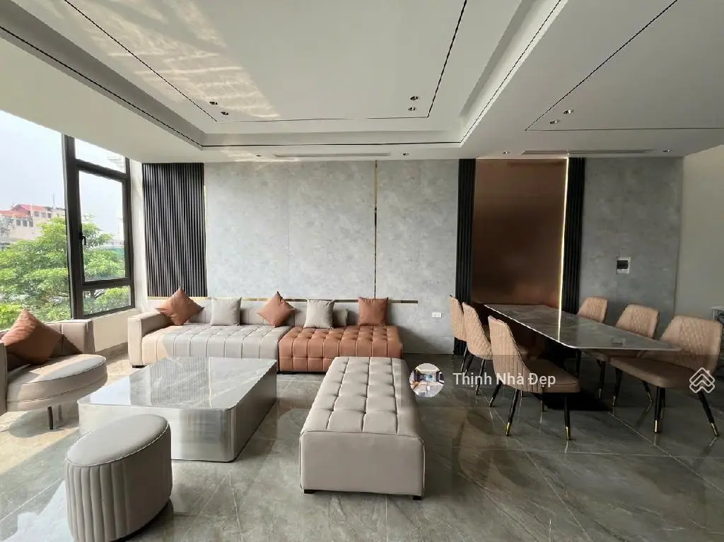 Bán nhà Nguyễn Văn Cừ 48.6m x 6 tầng thang máy giá 18,3 tỷ VND tại Long Biên, Hà Nội
