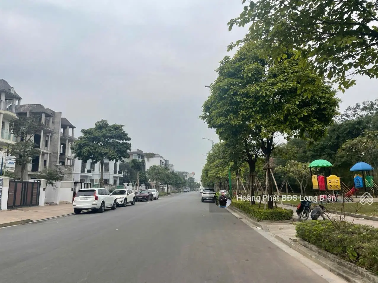 Bán nhà Khu phân lô A38 Tư Đình - Long Biên. Thang máy, Gara Ôtô, Vỉa hè. 60m x 8T. Lh 0965858116