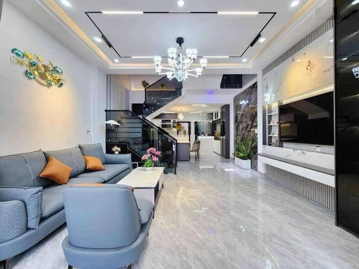 Nhà sẵn HĐ thuê: 16 triệu/tháng ngay Đ.Minh Phụng, P10, Quận 11, DT 50m2( 4x12.5m), giá 3,9 tỷ
