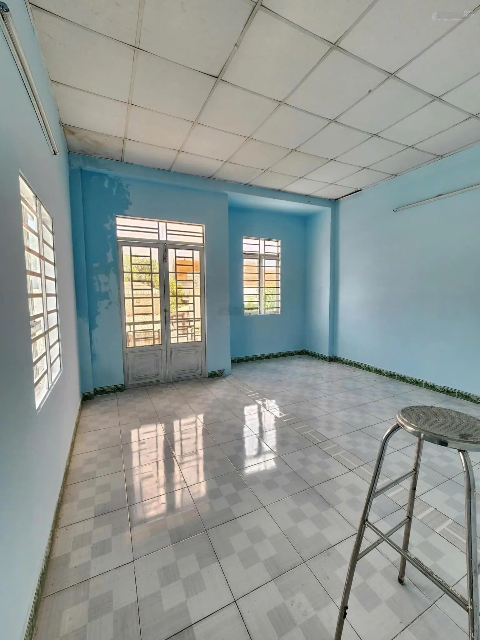 Chính chủ bán nhà gần tđc tứ hải phường tân đông hiệp 2 mặt tiền 60m2 giá chỉ 1ty650 sẵn kinh doanh