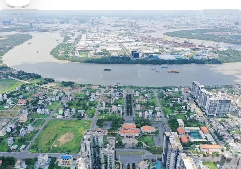 Đất dự án Huy Hoàng đối diện công viên, vị trí đẹp giá 20,5 tỷ, khu đông đúc, giá hợp lý